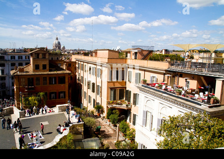 Blick von der spanischen Treppe über den Dächern von Rom, Italien, Europa Stockfoto