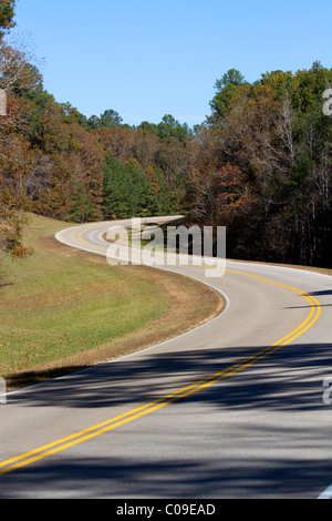 Natchez Trace Parkway vom National Park Service betrieben erinnert an die historische alte Natchez Trace in Mississippi, USA. Stockfoto