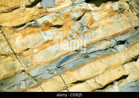Instabil und zerbröckelnden Klippen auf der Glamorgan Heritage Coast Stockfoto