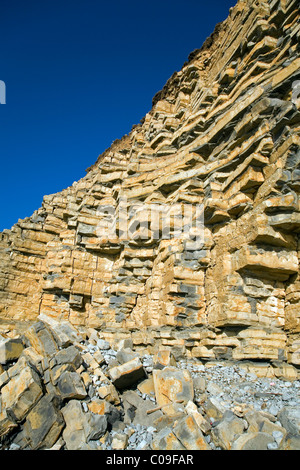 Instabil und zerbröckelnden Klippen auf der Glamorgan Heritage Coast Stockfoto