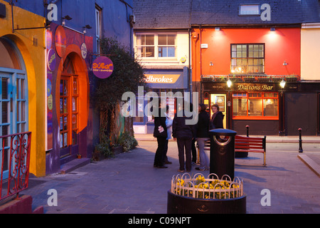 Abend in der Mitte von Kinsale, County Cork, Irland, britische Inseln, Europa Stockfoto