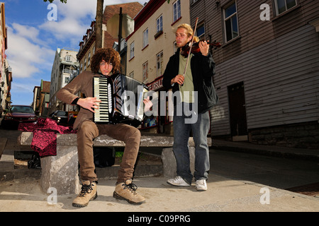 Straßenmusikanten in der Altstadt von Quebec Stadt, Quebec, Kanada Stockfoto