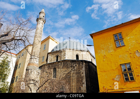 Moschee des Paschas Jakowali Hassan aus der Zeit der türkischen Herrschaft und seinem einzigen Minarett, Ungarn, Pécs Stockfoto