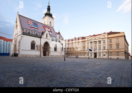 St.-Markus Kirche und dem Parlament, Zagreb, Kroatien, Europa Stockfoto