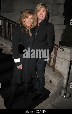 Kelly Hoppen und Nicky Clarke auf Dom Perignon Party anlässlich der Langham Hotel London, England - 26.02.08 Zibi / Stockfoto