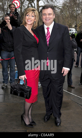 Ruth Langsford und Eamonn Holmes TRIC (Fernsehen und Radio Industries Club) Awards statt im Grosvenor House - Ankünfte Stockfoto