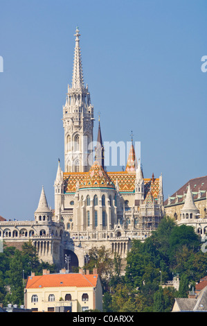 Matyas Kirche, Matyas Templom und die Fischerbastei, Halaszbastya, Buda-Seite der Donau, Budapest, Ungarn, Europa, EU Stockfoto