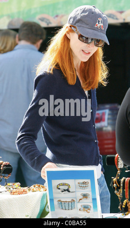Marcia Cross besucht einen Bauernmarkt in Brentwood. Los Angeles, Kalifornien, USA - 15.11.09 Stockfoto