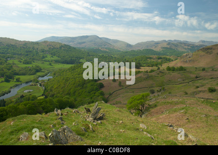 Von Todd cragg am südlichen Rande des loughrigg fiel, Aussicht über den Fluss Brathay Tal.. Cumbria, Großbritannien. in den Lake District. Stockfoto