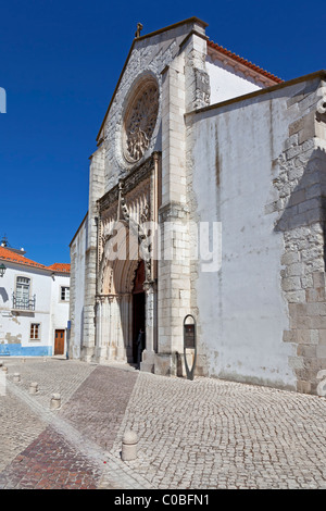 Santo Agostinho da Graça Kirche in der Stadt Santarém, Portugal. 14./15. Jahrhundert Bettelorden/Flamboyant-Gotik. Stockfoto