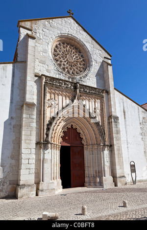 Santo Agostinho da Graça Kirche in der Stadt Santarém, Portugal. 14./15. Jahrhundert Bettelorden/Flamboyant-Gotik. Stockfoto