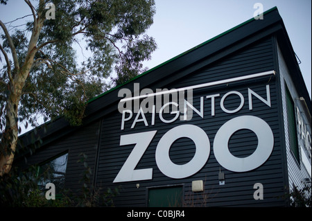 Das Schild am Paignton Zoo in Paignton, South Devon Stockfoto