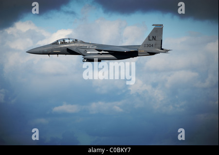 Die F-15E Strike Eagle ist ein amerikanischen All-Wetter-Boden-Angriff Streik Kämpfer Stockfoto