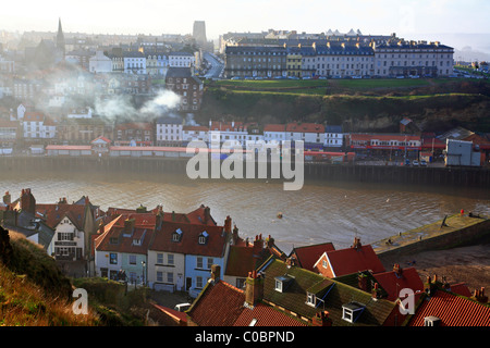 Mit Blick auf Fluss Esk Whitby North Yorkshire England EU Europa Stockfoto