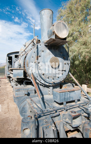 Das Öl brennt Baldwin Lokomotive 280 durchgeführt Borat Erz von den Gruben bei Ryan auf die Hauptstrecke Eisenbahn im Death Valley Kreuzung Stockfoto