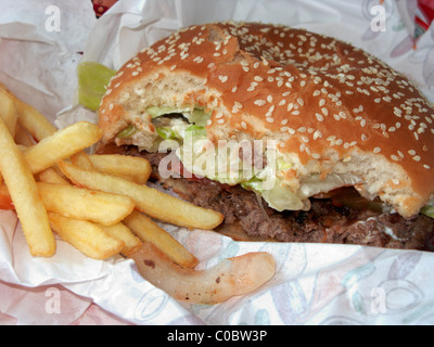 Burger King Whopper Essen Burger und Pommes frites Stockfoto
