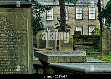 Pfarrhaus in Haworth, wo die Bronte Schwestern lebten;  Pfarrhaus in Haworth, Yorkshire, wo sterben Bronte Schwestern lebten Stockfoto