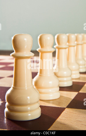 Rang eines weißen Schach Schachfiguren Stockfoto