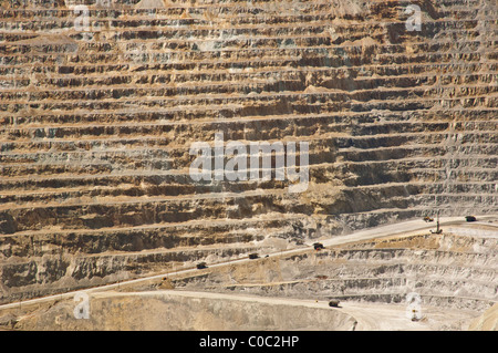 Szene aus Kennecott Utah Copper Tagebau, in der Nähe von Salt Lake City, Utah, eines der größten in der Welt. Stockfoto