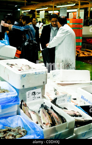 Billings Gate Fischmarkt 24.12.08, London Stockfoto