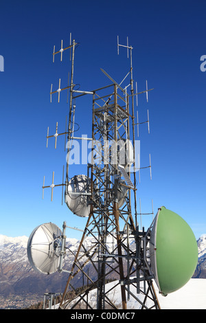 schönes Bild der Antenne am Berg im winter Stockfoto