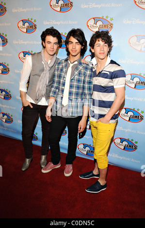 Jonas Brothers Disney Channel Games an Walt Disney Welt - Red Carpet Orlando, Florida - 02.05.08 Shannon Livingston / Stockfoto