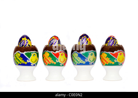 Eierbecher Cadbury Creme Eier Stockfoto