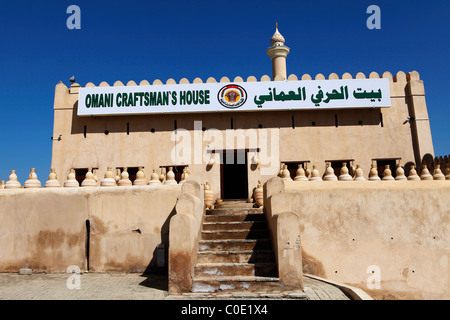 Ein Kunsthandwerk-Shop in Nizwa, Oman. Stockfoto