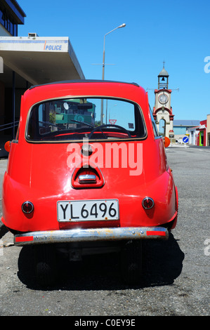 Eine BMW Isetta geparkt in einer Straße in Neuseeland Stockfoto