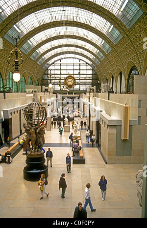 Vier Teile der Welt halten einer Himmelskugel, Jean Baptiste Carpeaux, Musee d ' Orsay, Musée d ' Orsay, Paris, Frankreich Stockfoto