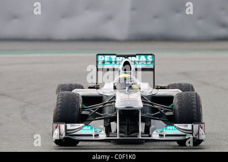 Deutsche Formel1-Fahrer Nico Rosberg im Mercedes GP W02 Rennwagen im Fbruary 2011 Stockfoto