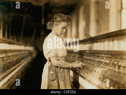 Mädchen arbeiten in Cherryville Mill, Cherryville North Carolina Anfang des 20. Jahrhunderts Stockfoto