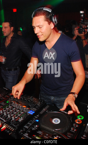 DJ Tiesto die live bei JET Nachtclub Indside Mirage Hotel Las Vegas, Nevada - 25.05.08 Stockfoto