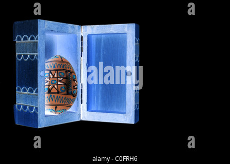 Die Fotografie von Hand bemalten Eiern zu Ostern. Aufgenommen am 2011. Stockfoto