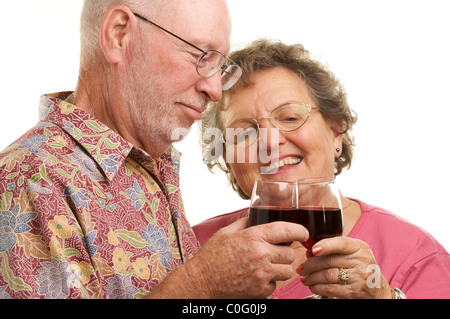 Senior paar Toasten mit Weingläsern zu lieben. Stockfoto