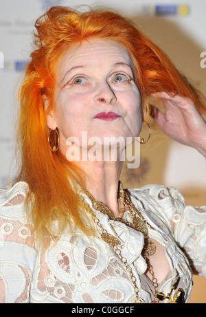 Vivienne Westwood auf die Raisa Gorbachev Foundation Gala-Dinner an der Hampton Court Palace in London, England - 07.06.08: Stockfoto