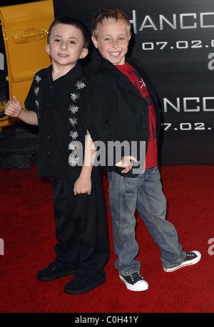 Atticus Shaffer und Jae Head "Hancock" Los Angeles Premiere - Ankünfte auf der Graumans Chinese Theatre Hollywood statt, Stockfoto