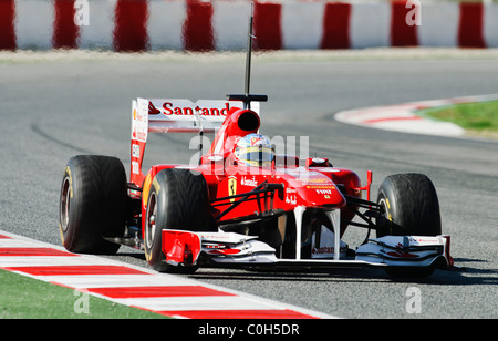 Fernando Alonso (ESP) in der Scuderia Ferrari F150th Formel1 Rennwagen Stockfoto