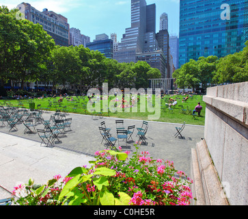 Bryant Park in Manhattan New York City an einem Sommertag Stockfoto