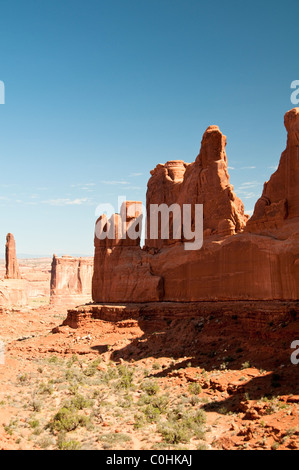 Park Avenue, Türme, erstellt in erster Linie durch unaufhörlichen, erosive Kräfte von Wind und Regen, Wetter, Arches-Nationalpark, Utah, USA Stockfoto