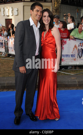 Gäste-Welt-Premiere von Mamma Mia! statt im Odeon Leicester Square - Ankünfte London, England - 30.06.08 Stockfoto