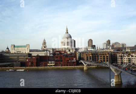 des Heiligen Pauls Cathedral London uk Wahrzeichen Stockfoto