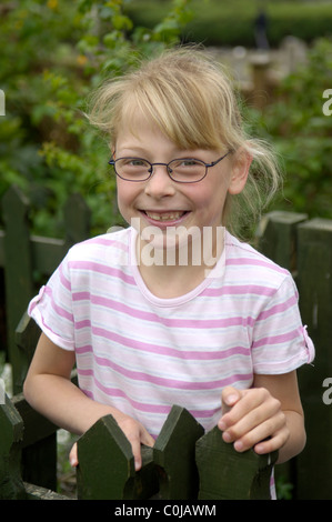 Katie Burke schrieb Anamnese bei 15 Tage alt sie das kleinste Baby mit einem Herzschrittmacher angebracht werden konnte. Stockfoto