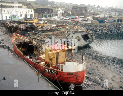 Stilllegung motor Fischereifahrzeuge in Newlyn Harbour in der Nähe von Penzance Cornwall England Stockfoto