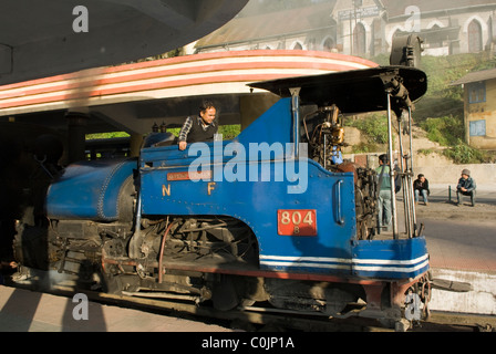 Der Darjeeling Himalayan Railway, Darjeeling, Westbengalen, Indien. Stockfoto