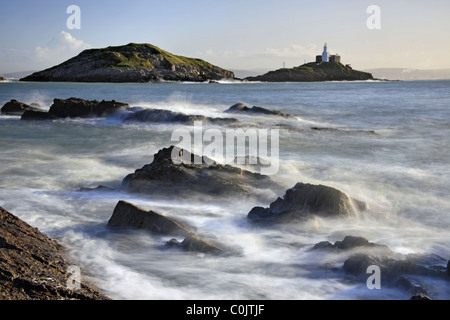 Murmelt Kopf, Gower, South Wales mit einer langen Verschlusszeit zu die ankommenden Wellen verschwimmen erfasst Stockfoto