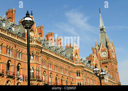 Bahnhof St Pancras, Euston Road, London, England, UK Stockfoto