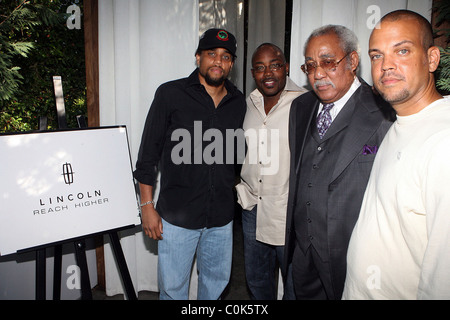 Michael Ely, Willen Packer, Chuck Morris und Quincy Jones III AKA QD3 präsentiert die Lincoln "aus dem roten Teppich" bei der 2008 Stockfoto