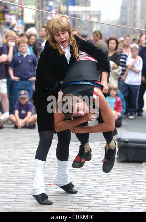 Edinburgh Festival Straßenkünstler auf der royal Mile, Stockfoto