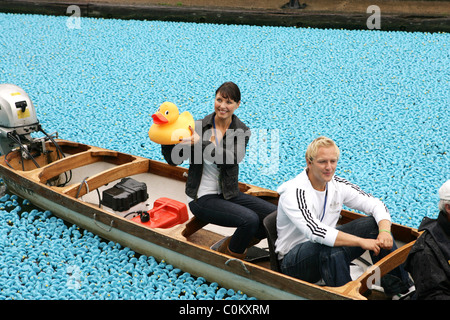 Emma Barton und Andrew Triggs Hodge The Great British Entenrennen statt auf dem Fluss Themse London, England - 31.08.08 Vince Stockfoto